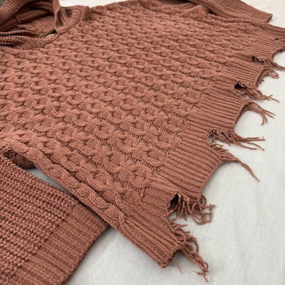 BKE Women’s Large Hooded Chenille Sweater Distressed Hem Textured Knit Cozy - Picture 5 of 11